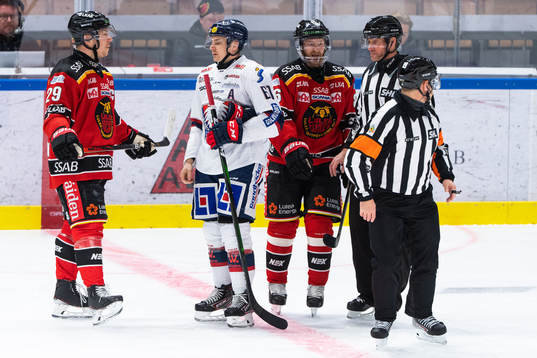Luleås Erik Gustafsson, Linköpings Jarno Kärki och