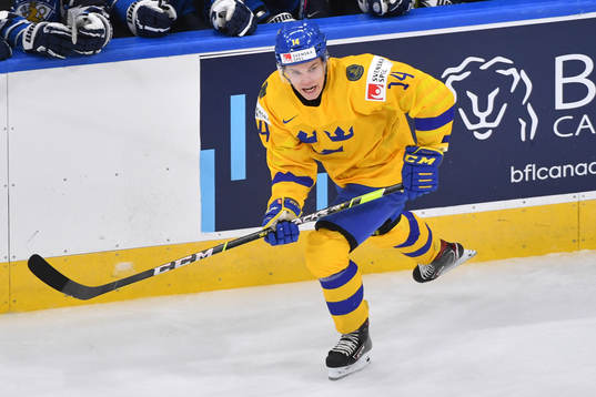 Arvid Costmar of Sweden skates