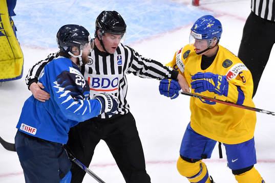 Ludvig Hedström of Sweden and Mikko Petman of Finland