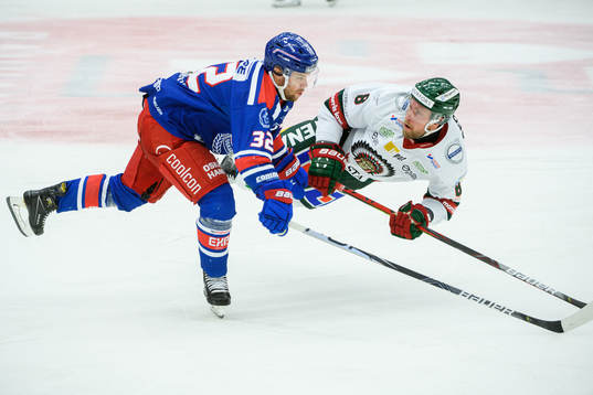 Oskarshamns Markus Modigs och Frölundas Viktor Ekbom