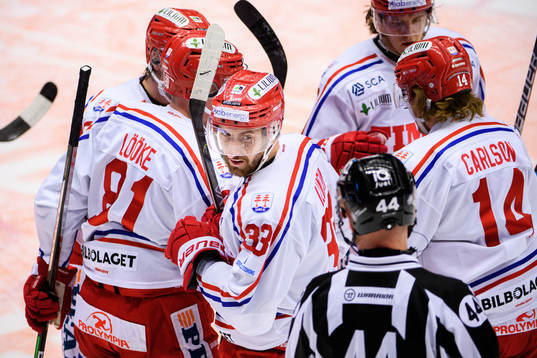 Timrås Albin Lundin jublar