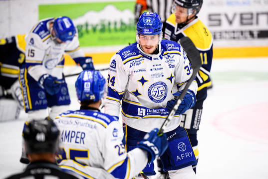 Leksands Peter Cehlarik jublar