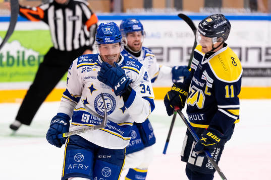 Leksands Peter Cehlarik jublar