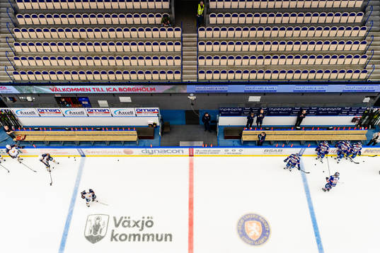 Lagen värmer upp före ishockeymatchen i SHL mellan