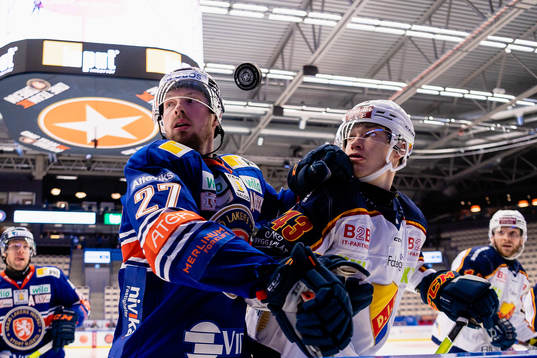 Bläddra bland fler bilder av Ishockey, SHL, Växjö - Djurgården