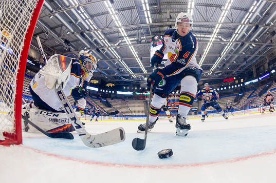 Djurgårdens målvakt Niklas Svedberg och Marcus Högström