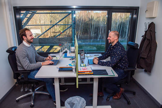 Rögles assisterande sportchef Christoffer Malm och