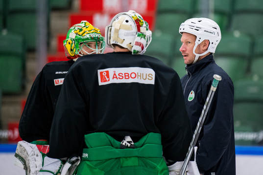 Målvakt Christoffer Rifalk, målvakt Johan Gustafsson och