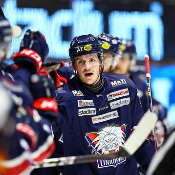 Linköpings Henrik Törnqvist jublar