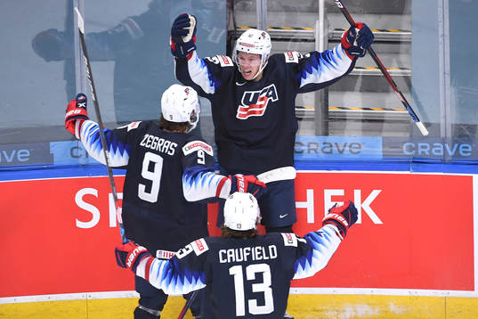 Bläddra bland fler bilder av 2021 IIHF World Junior Championship, day 12, semifinal, USA - Finland
