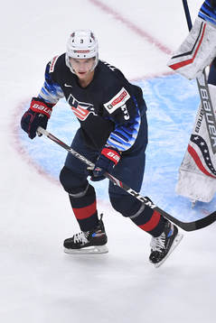 Henry Thrun of USA skates