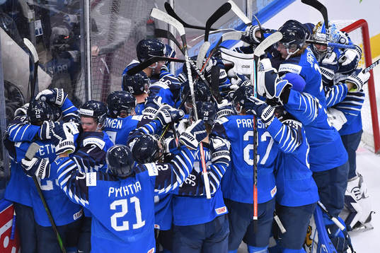 Bläddra bland fler bilder av 2021 IIHF World Junior Championship, bronze medal game, Finland - Russia