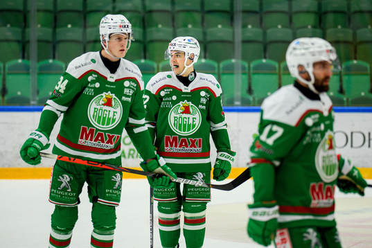 Rögles Adam Edström, Brady Ferguson och Taylor Matson