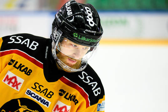 Luleås Linus Klasen deppar
