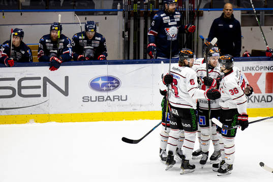 Örebros Stefan Warg, Robert Leino , Robin Kovacs och Emil