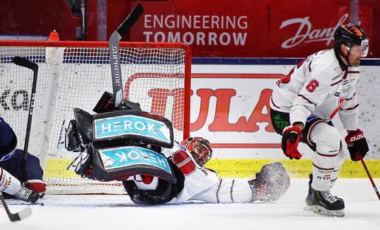 Örebros målvakt målvakt Jhonas Enroth
