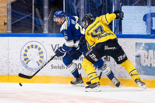 s Emil Johansson