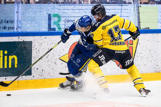 s Emil Johansson
