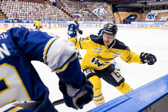 s Simon Önerud