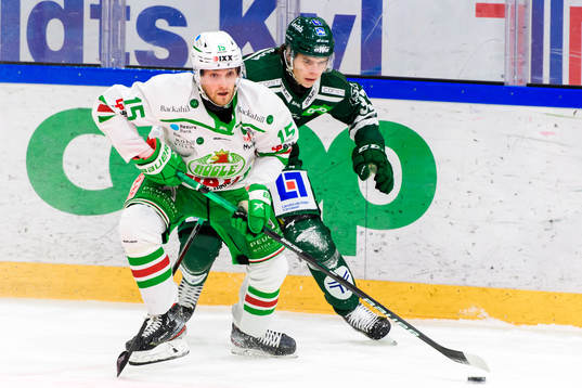Rögles Simon Ryfors och Färjestads Albert Johansson