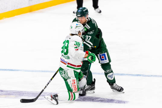 Rögles Erik Andersson och Färjestads Adam Ginning