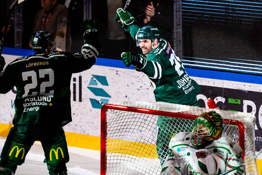 Färjestads Martin Johansson jublar