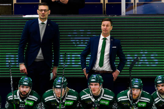 Färjestads assisterande tränare Peter Popovic och
