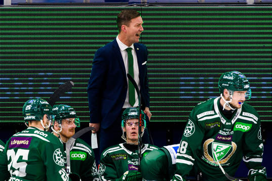 Färjestads huvudtränare Johan Pennerborn
