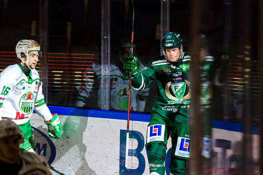 Rögles Lucas Ekeståhl Jonsson deppar och Färjestads Carl
