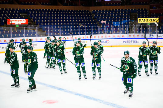 Färjestads spelare jublar