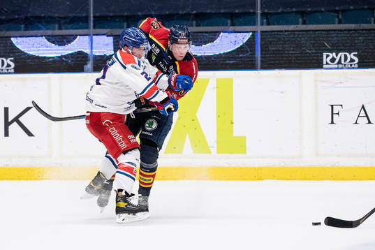 Oskarshamns Brian Cooper och Djurgårdens Kalle Östman