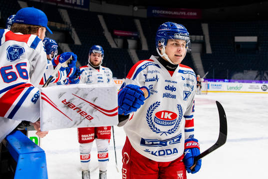 Oskarshamns Kim Strömberg jublar