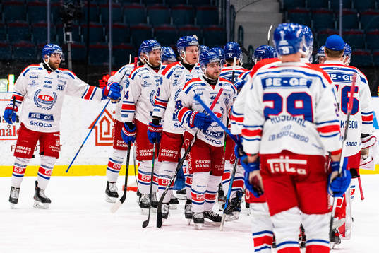 Oskarshamns spelare jublar
