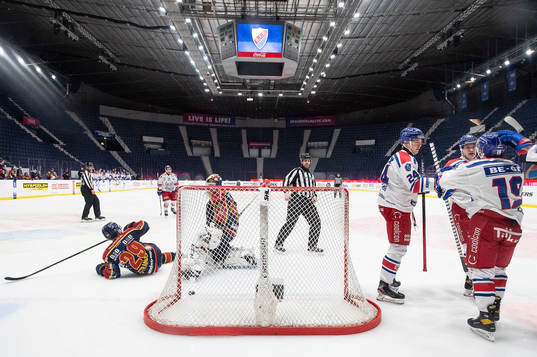 Bläddra bland fler bilder av Ishockey, SHL, Djurgården - Oskarshamn