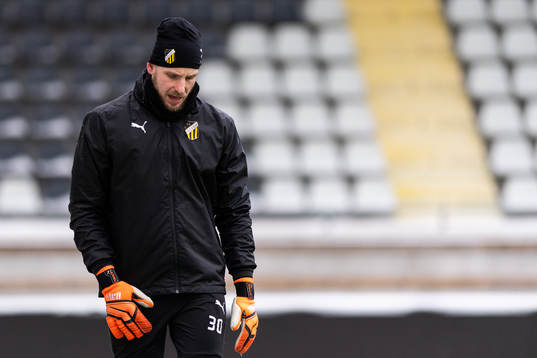 Målvakt Alexander Nadj