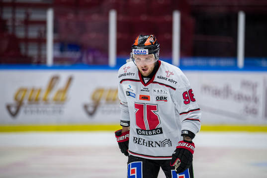 Örebros Robin Kovacs deppar