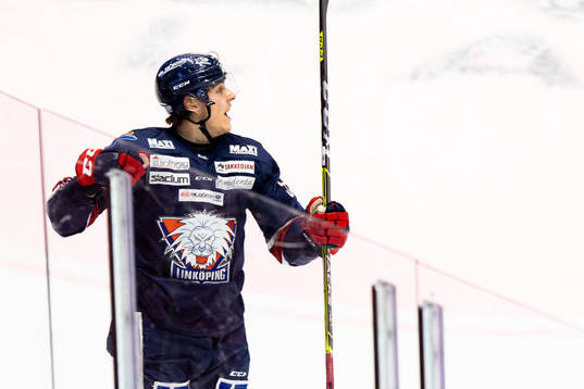 Linköpings Max Lindroth jublar