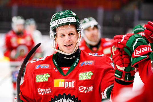 Frölundas Max Friberg jublar