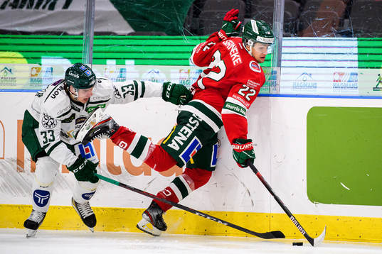 Färjestads Albert Johansson och Frölundas Linus Nässén