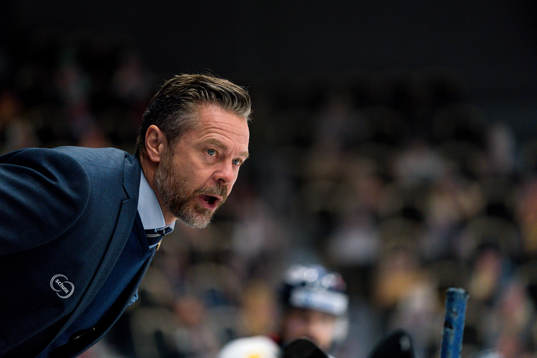 Växjös assisterande tränare Fredrik Hellgren