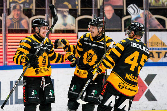 Skellefteås Niclas Burström, Jonathan Johnsson och Oscar