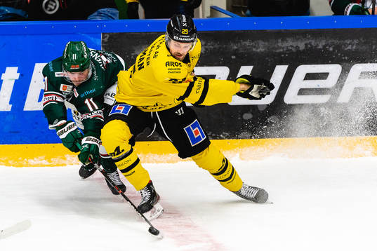 Tingsryds Anton Svensson och Västerås Marcus Bergman