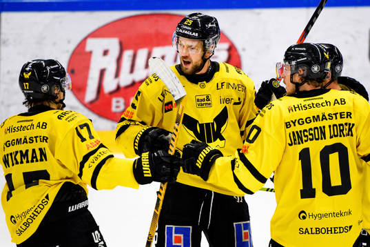 Bläddra bland fler bilder av Ishockey, Hockeyallsvenskan, Tingsryd - Västerås