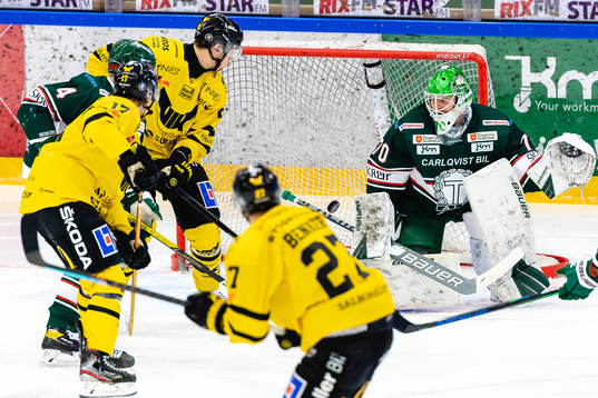 Västerås Sebastian Benker gör mål 1-2 bakom Tingsryds
