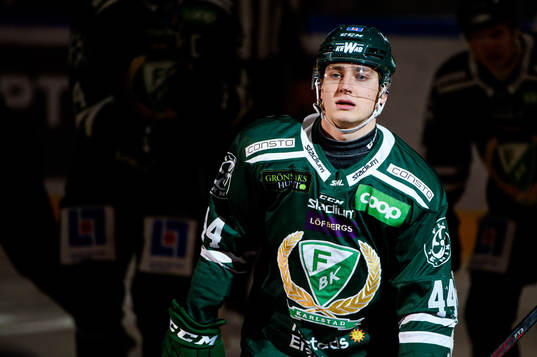 Färjestads Jacob Peterson jublar
