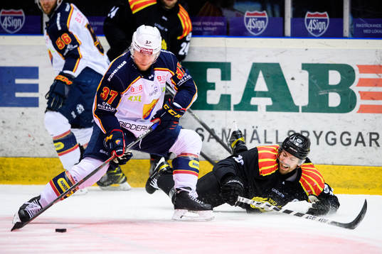 Djurgårdens Jesper Pettersson och Brynäs Anton Rödin