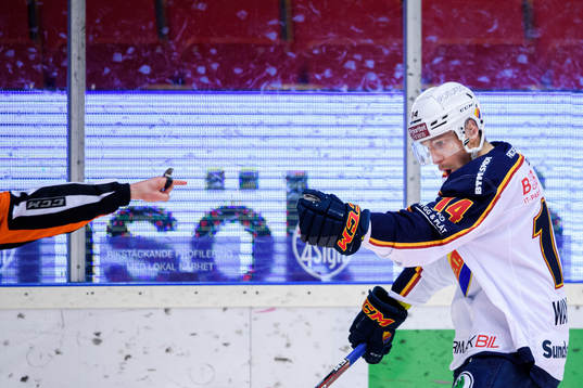 Djurgårdens Tom Wandell jublar