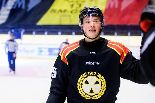 Brynäs Noel Gunler jublar