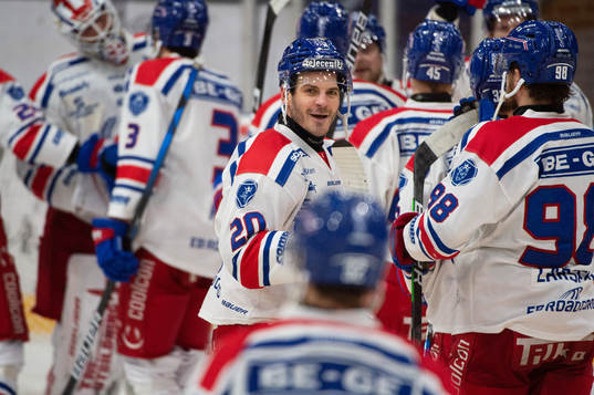 Oskarshamn Lance Bouma jublar