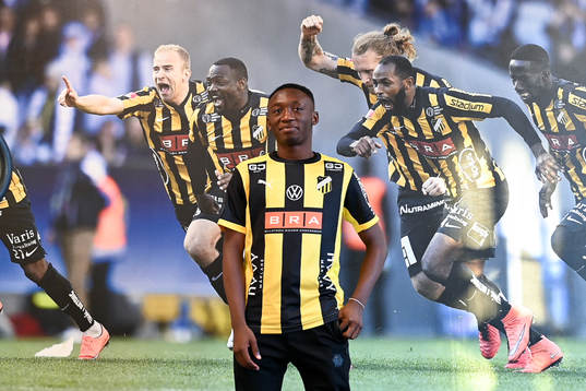 Häckens nyförvärv Benie Adama Traore i gymmet på